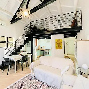 San Domenico 66 Apartment