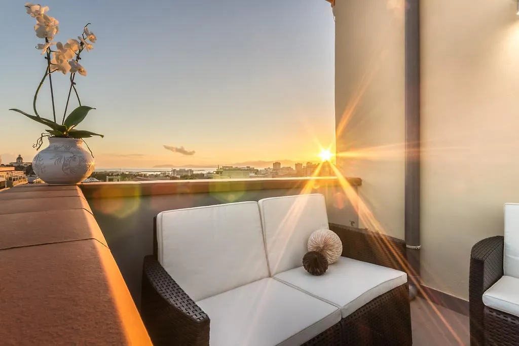 Appartamento Elafi Penthouse Cagliari Italia