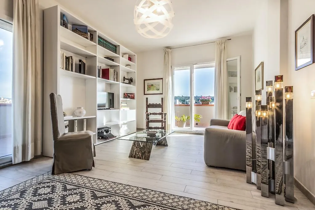 Elafi Penthouse Apartment Cagliari